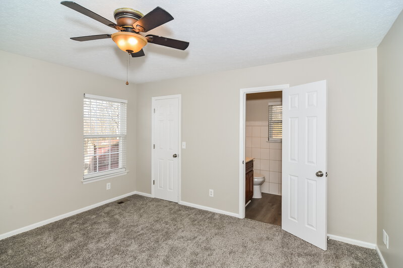 1,960/Mo, 125 Cartwright Parkway Goodlettsville, TN 37072 Main Bedroom View