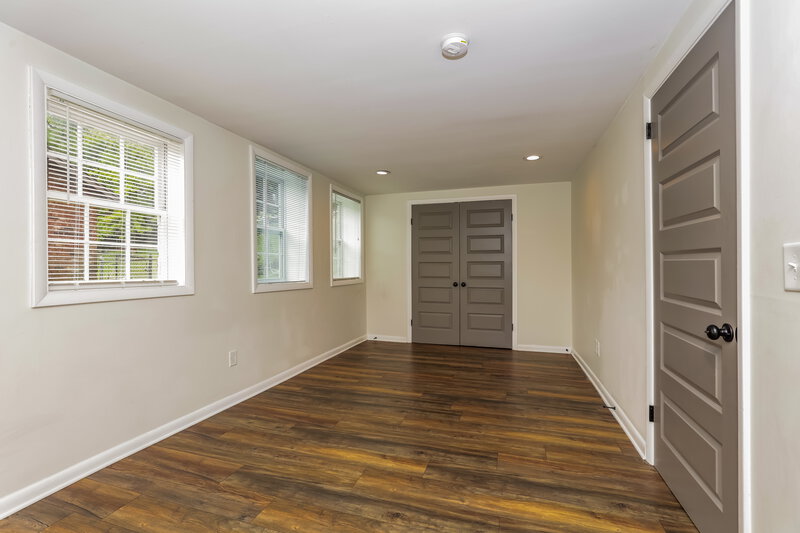 2,230/Mo, 121 Lakeside Park Drive Hendersonville, TN 37075 Bedroom View 2