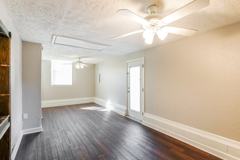 2,180/Mo, 142 Creekwood Lane Hendersonville, TN 37075 Family Room View