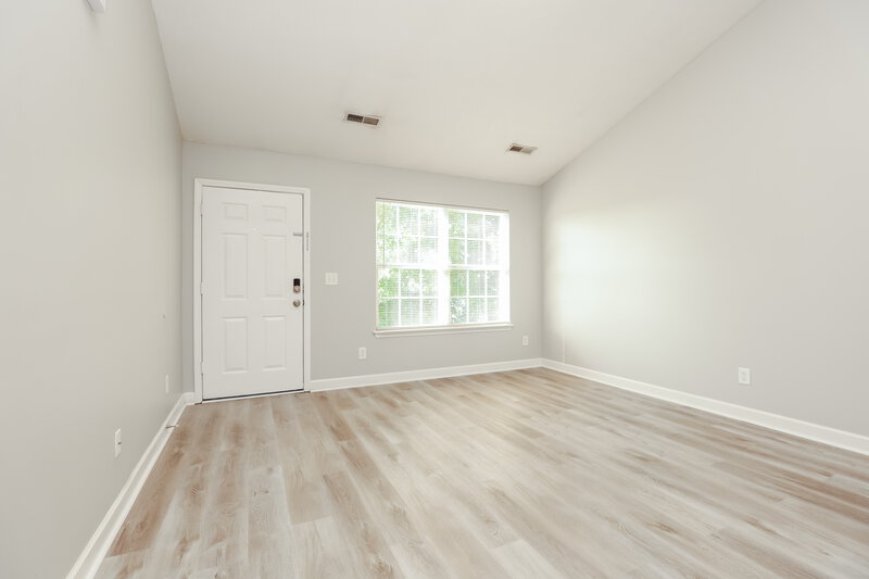 2,880/Mo, 641 Belgium Drive Hermitage, TN 37076 Living Room View