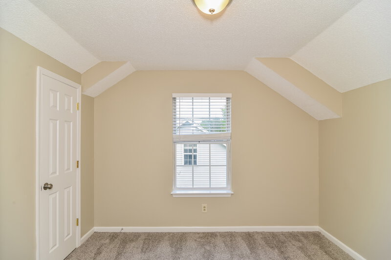 1,900/Mo, 432 Cedar Park Circle La Vergne, TN 37086 Bedroom View