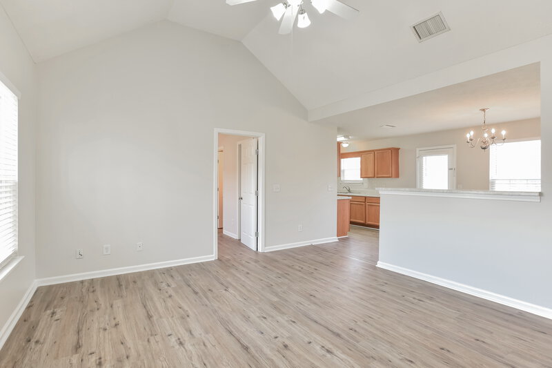 1,605/Mo, 154 Dreville Drive La Vergne, TN 37086 Dining Room View 2