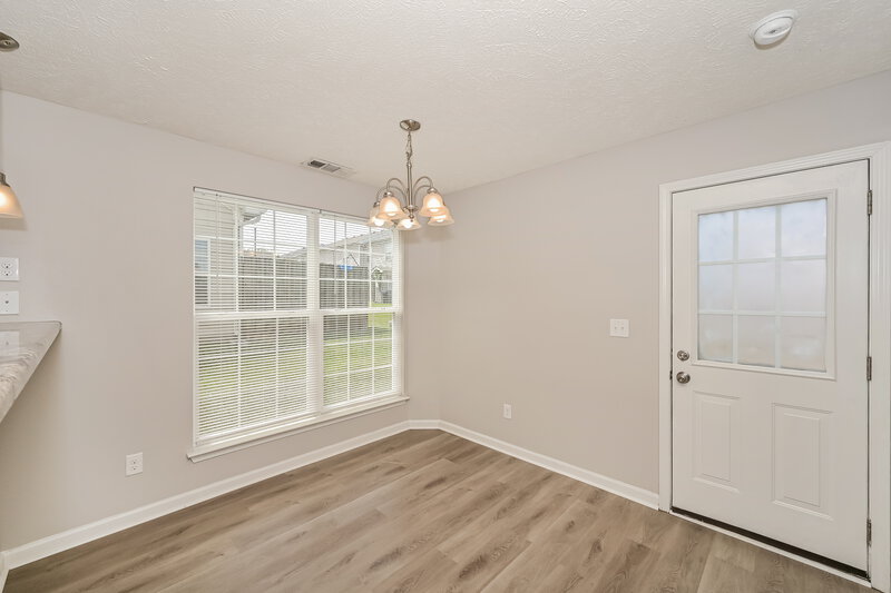 2,050/Mo, 3017 RG Buchanan Drive La Vergne, TN 37086 Dining Room View