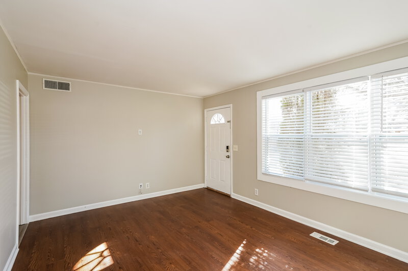 1,895/Mo, 621 Farview Drive Madison, TN 37115 Living Room View