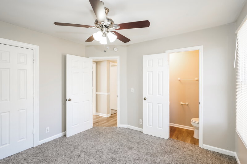1,895/Mo, 621 Farview Drive Madison, TN 37115 Main Bedroom View 2