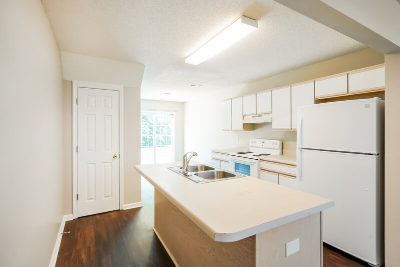 1,815/Mo, 1464 Rochester Drive Murfreesboro, TN 37130 Kitchen View