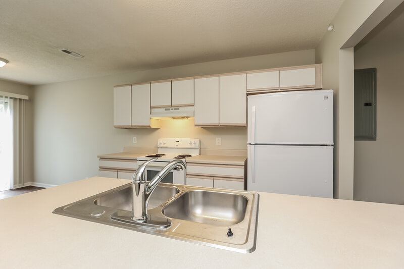 2,740/Mo, 1464 Rochester Drive Murfreesboro, TN 37130 Kitchen View 3