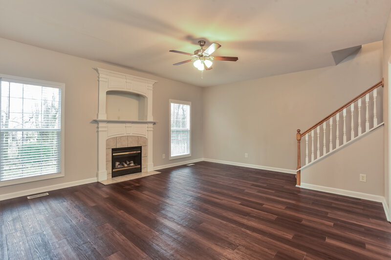 3,440/Mo, 2145 Aberdeen Circle Murfreesboro, TN 37130 Living Room View