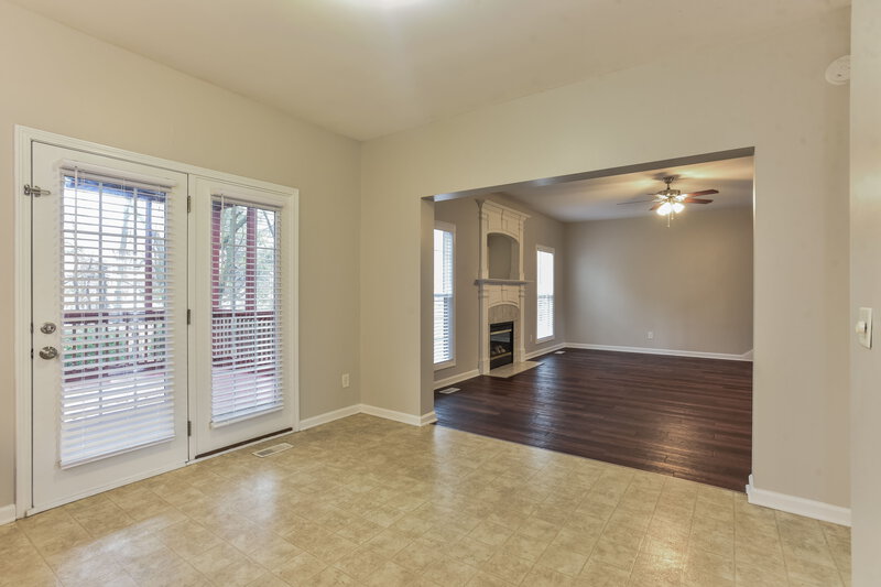 3,440/Mo, 2145 Aberdeen Circle Murfreesboro, TN 37130 Breakfast Nook View