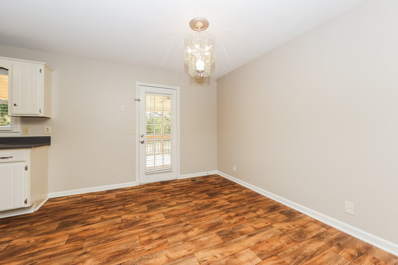 2,045/Mo, 2813 Edward Court Murfreesboro, TN 37129 Dining Room View