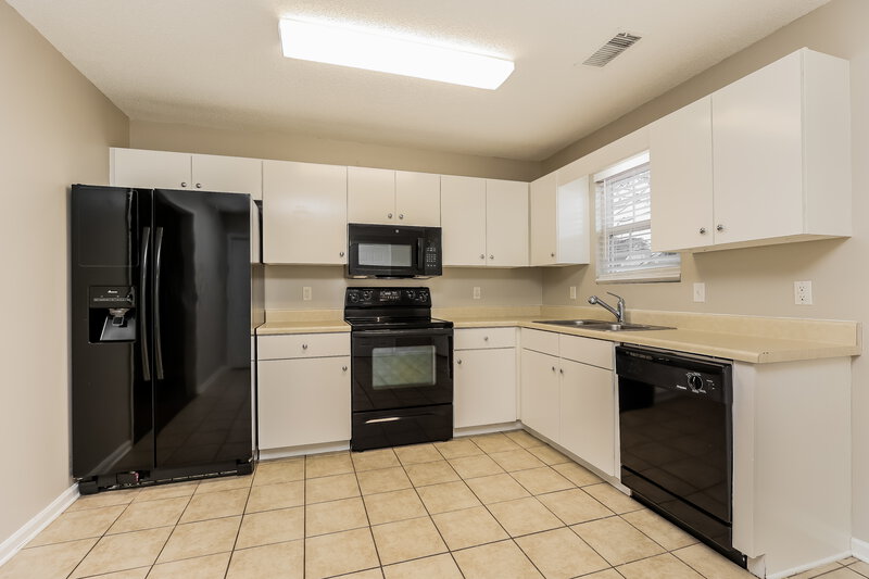 1,595/Mo, 917 Crystal Bear Trail Murfreesboro, TN 37128 Kitchen View 3