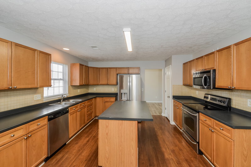 3,480/Mo, 2352 Hockett Drive Nashville, TN 37218 Kitchen View