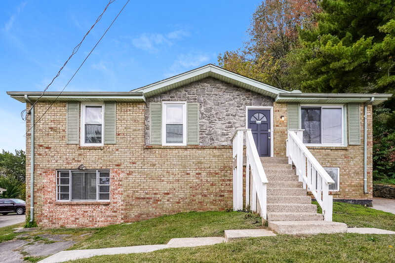 1,775/Mo, 4131 Farmview Drive Nashville, TN 37218 External View
