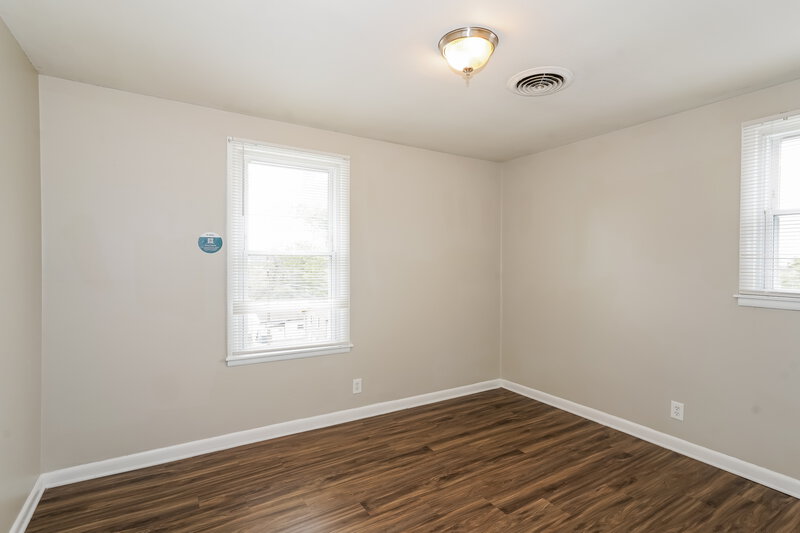 1,775/Mo, 4131 Farmview Drive Nashville, TN 37218 Bedroom View 2