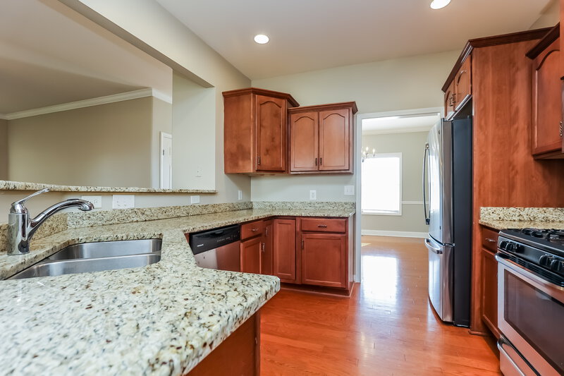 2,985/Mo, 3002 Carpenters Pass Spring Hill, TN 37174 Kitchen View 2