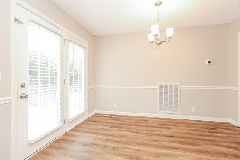 1,970/Mo, 519 Joe B Jackson Pkwy Murfreesboro, TN 37127 Dining Room View 2