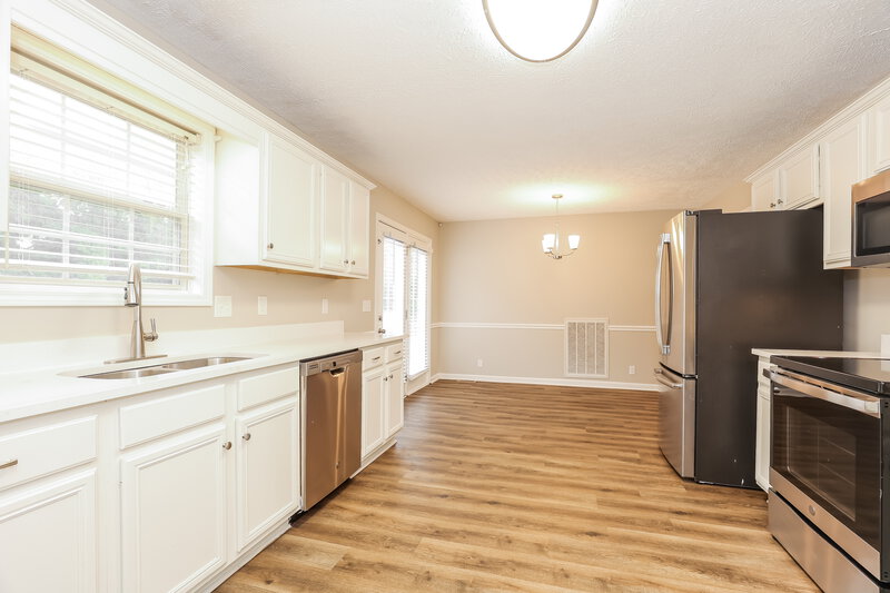 1,970/Mo, 519 Joe B Jackson Pkwy Murfreesboro, TN 37127 Kitchen View