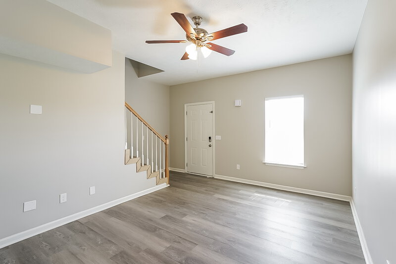 2,200/Mo, 2701 Pepperdine Dr Murfreesboro, TN 37128 Living Room View