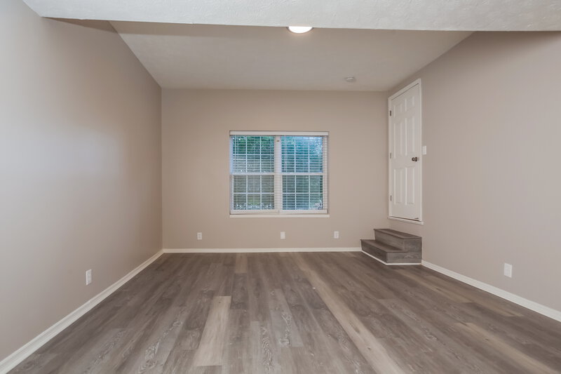 2,255/Mo, 3324 Hamilton Church Rd Antioch, TN 37013 Family Room View