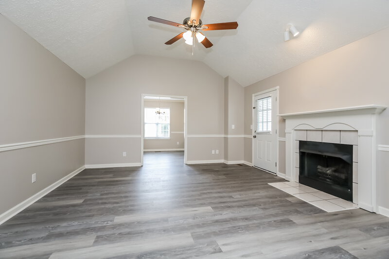2,220/Mo, 2431 English Hill Dr Murfreesboro, TN 37130 Living Room View