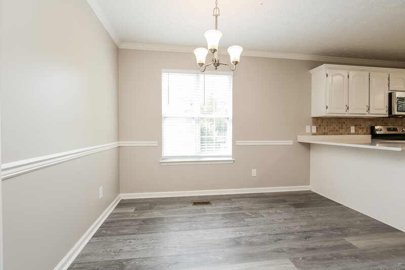 2,220/Mo, 2431 English Hill Dr Murfreesboro, TN 37130 Dining Room View
