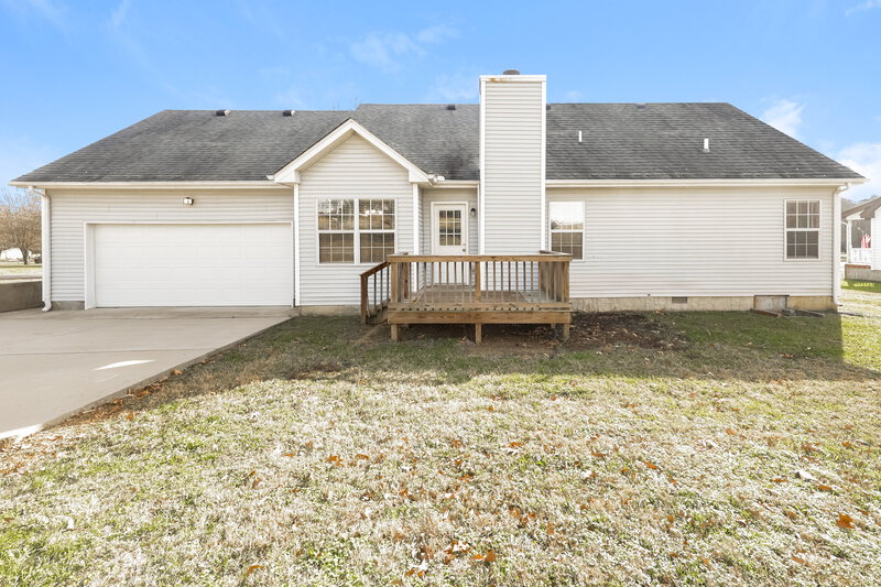 1,790/Mo, 186 Elm St La Vergne, TN 37086 Rear View