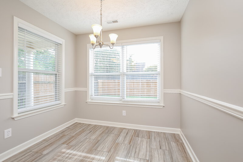 3,060/Mo, 1632 Beaconcrest Cir Murfreesboro, TN 37128 Dining Room View 3