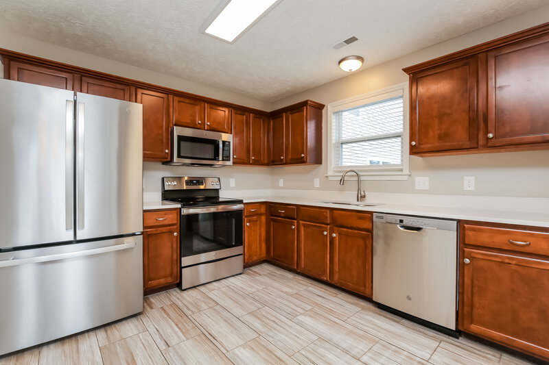 3,060/Mo, 1632 Beaconcrest Cir Murfreesboro, TN 37128 Kitchen View