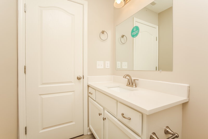 3,060/Mo, 1632 Beaconcrest Cir Murfreesboro, TN 37128 Bathroom View