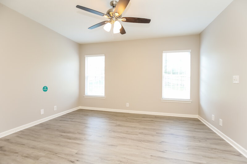 2,990/Mo, 7016 Zither Ln La Vergne, TN 37086 Main Bedroom View 2
