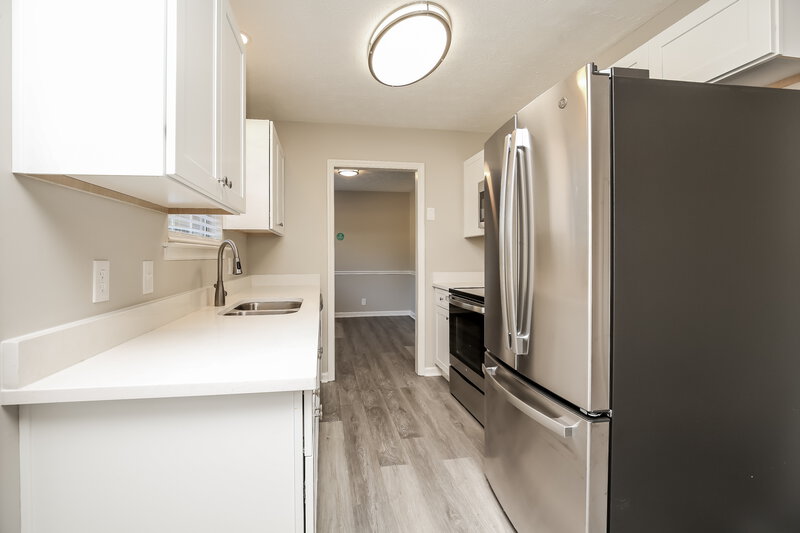 2,320/Mo, 209 Lexington Drive Smyrna, TN 37167 Kitchen View 2