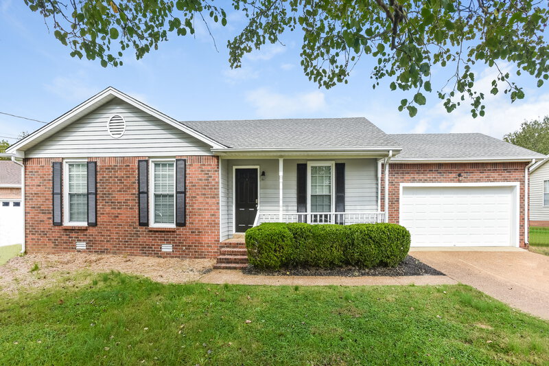 2,110/Mo, 3004 W Towne Village Ct Antioch, TN 37013 External View