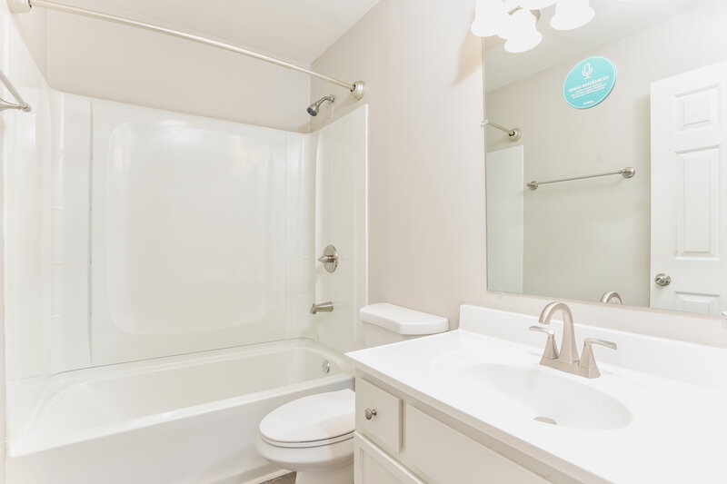 2,110/Mo, 3004 W Towne Village Ct Antioch, TN 37013 Bathroom View