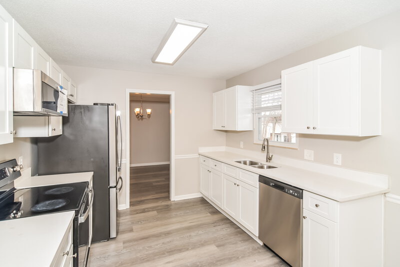 2,025/Mo, 3328 Country Ridge Dr Antioch, TN 37013 Kitchen View 2