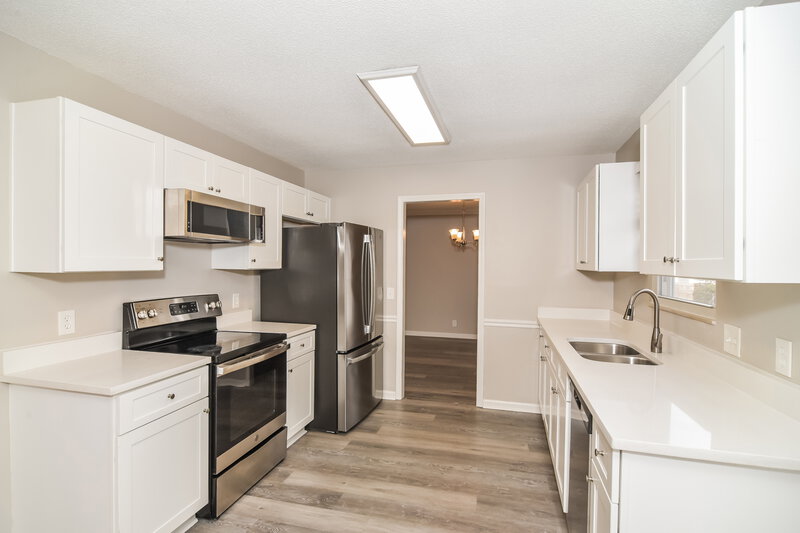 2,025/Mo, 3328 Country Ridge Dr Antioch, TN 37013 Kitchen View 3