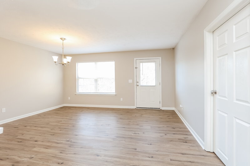 2,020/Mo, 2304 Edge O Lake Dr Antioch, TN 37013 Dining Room View