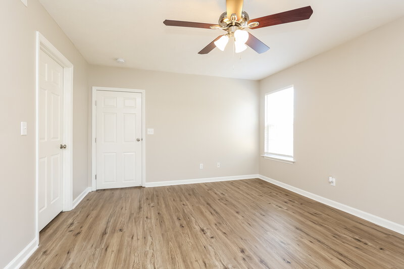 2,020/Mo, 2304 Edge O Lake Dr Antioch, TN 37013 Main Bedroom View 2