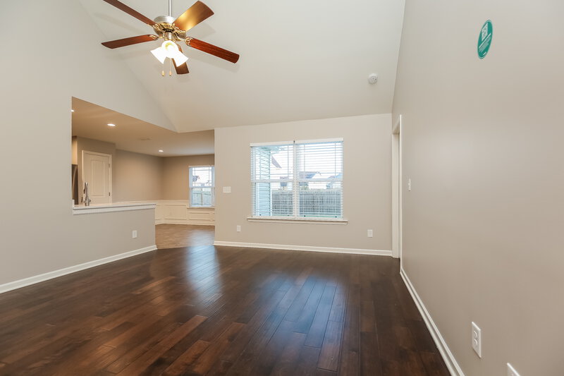 2,110/Mo, 2136 Longhunter Chase Dr Spring Hill, TN 37174 Living Room View 2