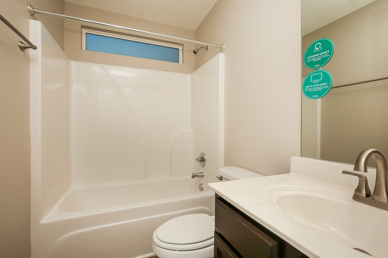 2,110/Mo, 2136 Longhunter Chase Dr Spring Hill, TN 37174 Bathroom View