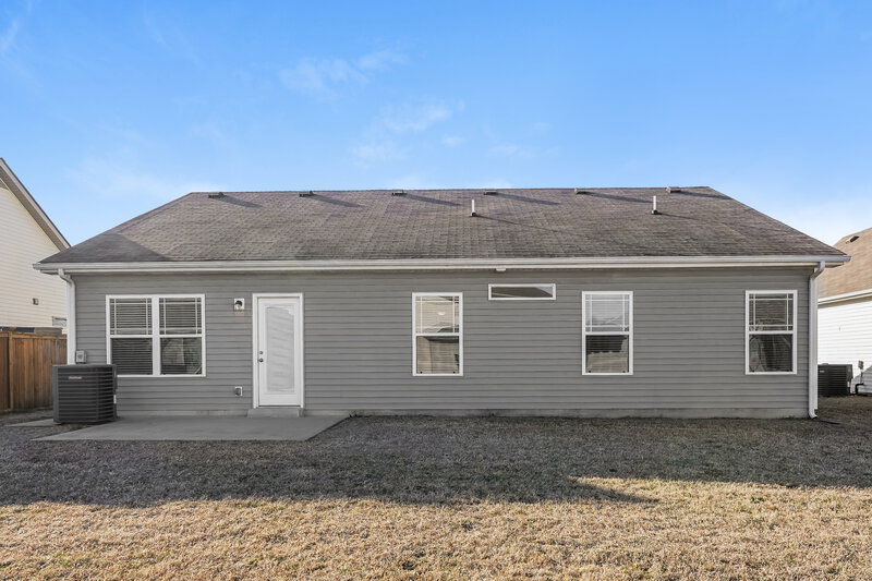 1,860/Mo, 1711 Bellamy Ln Murfreesboro, TN 37128 Rear View