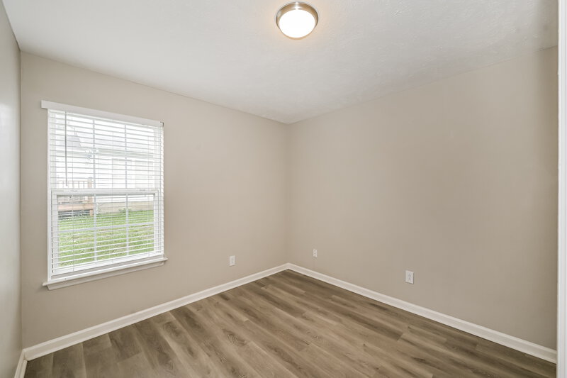 2,115/Mo, 416 Lake Forest Dr La Vergne, TN 37086 Bedroom View 2