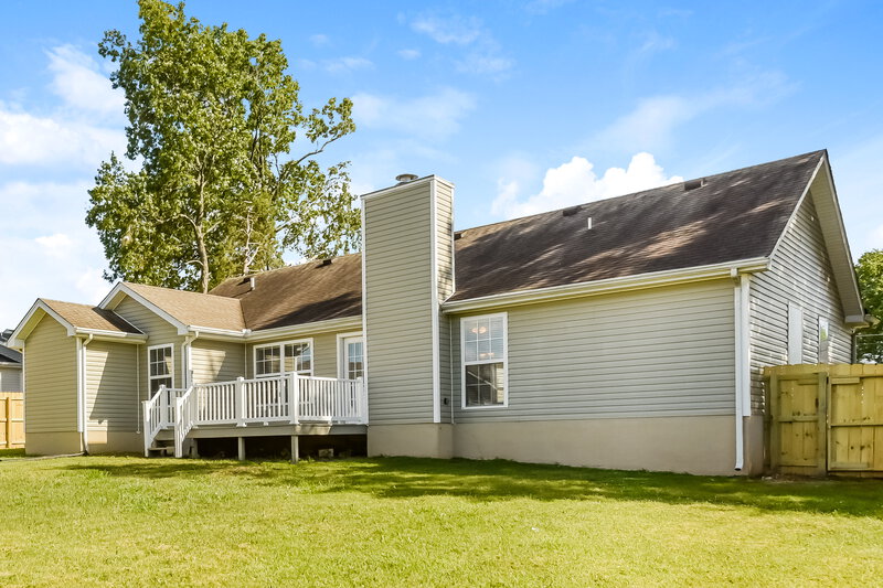 3,010/Mo, 416 Lake Forest Dr La Vergne, TN 37086 Rear View