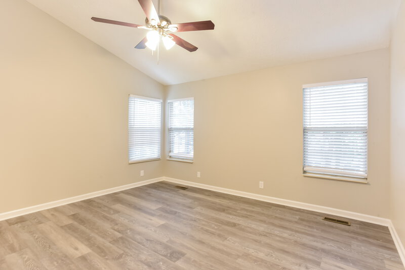 2,285/Mo, 3625 Seasons Dr Antioch, TN 37013 Main Bedroom View