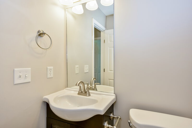 1,870/Mo, 535 Wildwood Dr Smyrna, TN 37167 Bathroom View
