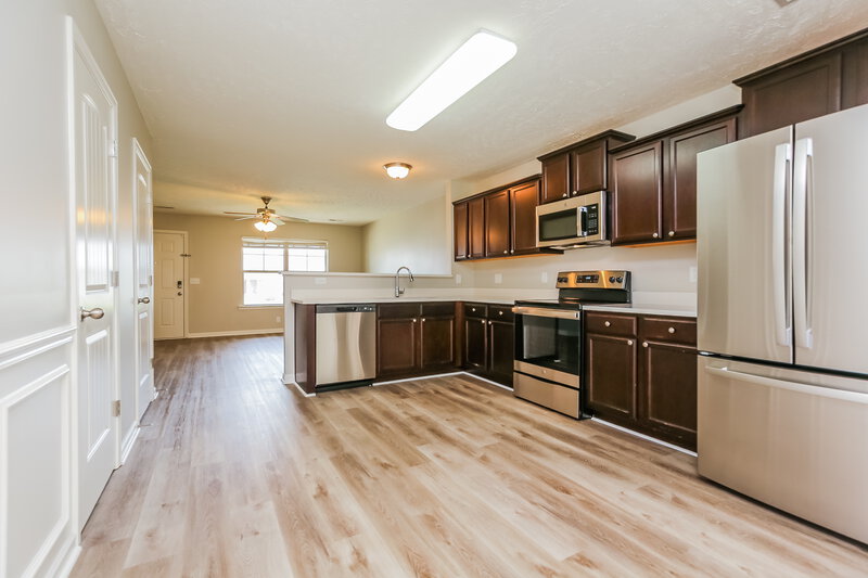 2,640/Mo, 1806 Warmingfield Dr Murfreesboro, TN 37127 Kitchen View 3