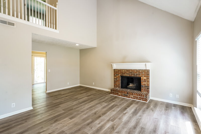 2,145/Mo, 824 Bishopsgate Rd Antioch, TN 37013 Living Room View