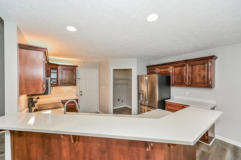 2,225/Mo, 4116 Highlander Ct Antioch, TN 37013 Kitchen View 2