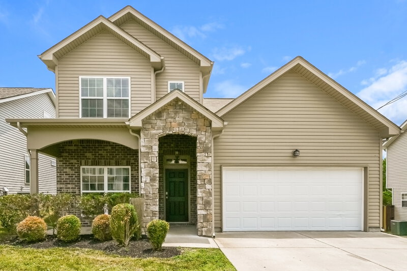 2,425/Mo, 8809 Cressent Glen Ct Antioch, TN 37013 External View