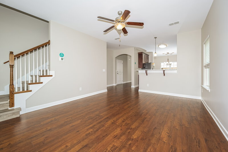 2,415/Mo, 8809 Cressent Glen Ct Antioch, TN 37013 Living Room View