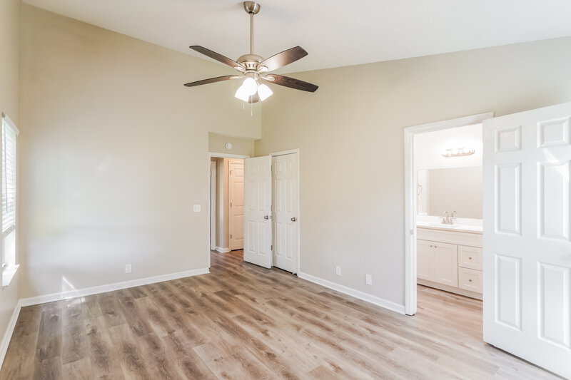 2,030/Mo, 404 Sorensen Way Madison, TN 37115 Main Bedroom View
